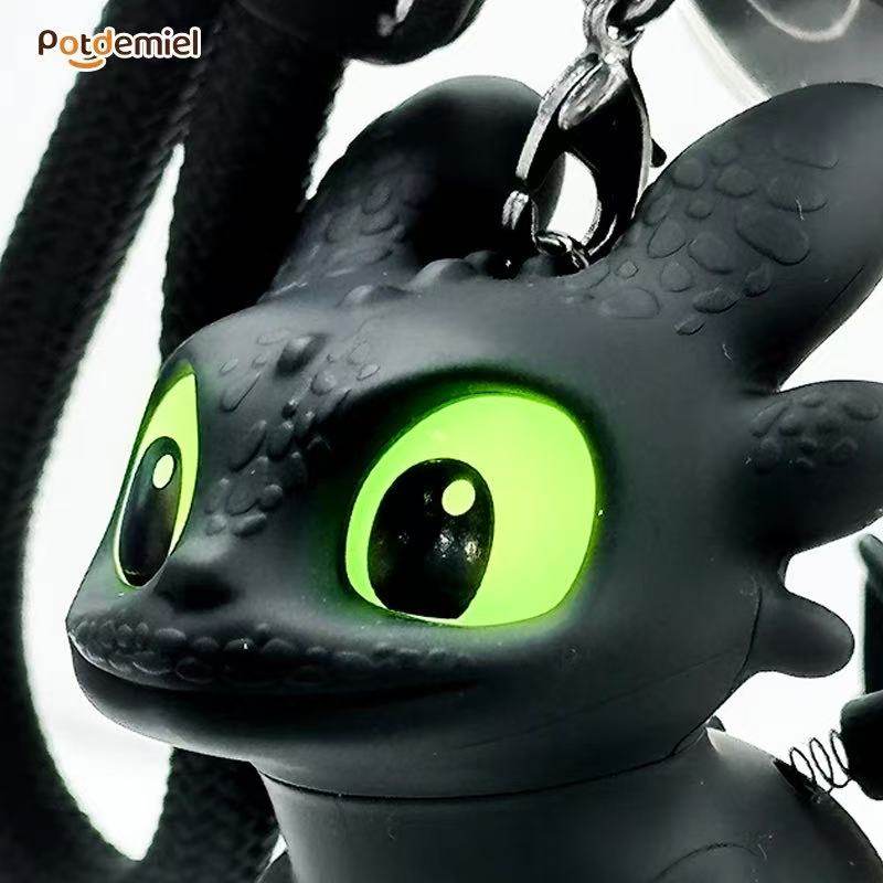 Car Accessories Essentials - ของตกแต่งภายในรถยนต์รูปฟันแทะเรืองแสงน่ารัก ปีกไนท์ฟิวรี่ขยับได้ ของประดับตกแต่งคอนโซลรถยนต์ ของแขวนตกแต่งรถยนต์